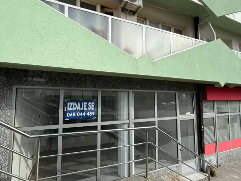 Rent, office space, 88m², Pljevlja, Crna Gora - image 8