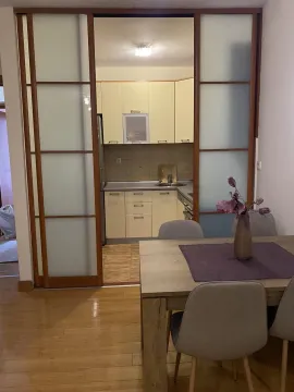 Izdavanje, dvosoban stan, 73m², Vezirov Most, Podgorica - image 6