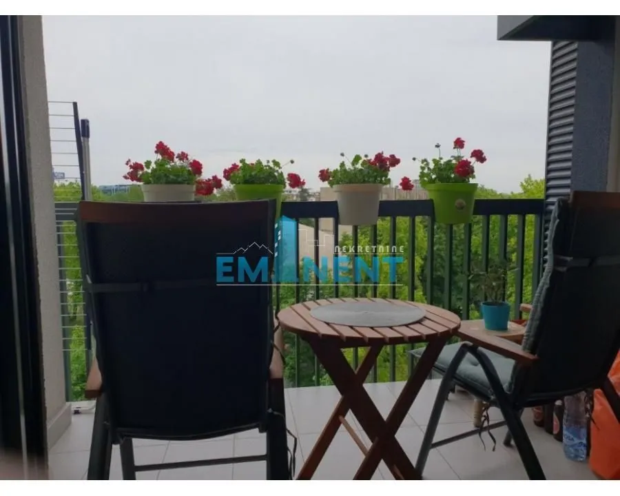 Izdavanje, dvosoban stan, 56m², Ada, Beograd
