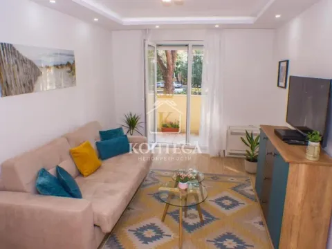 Rent, apartment, 52m², Tivat, Crna Gora