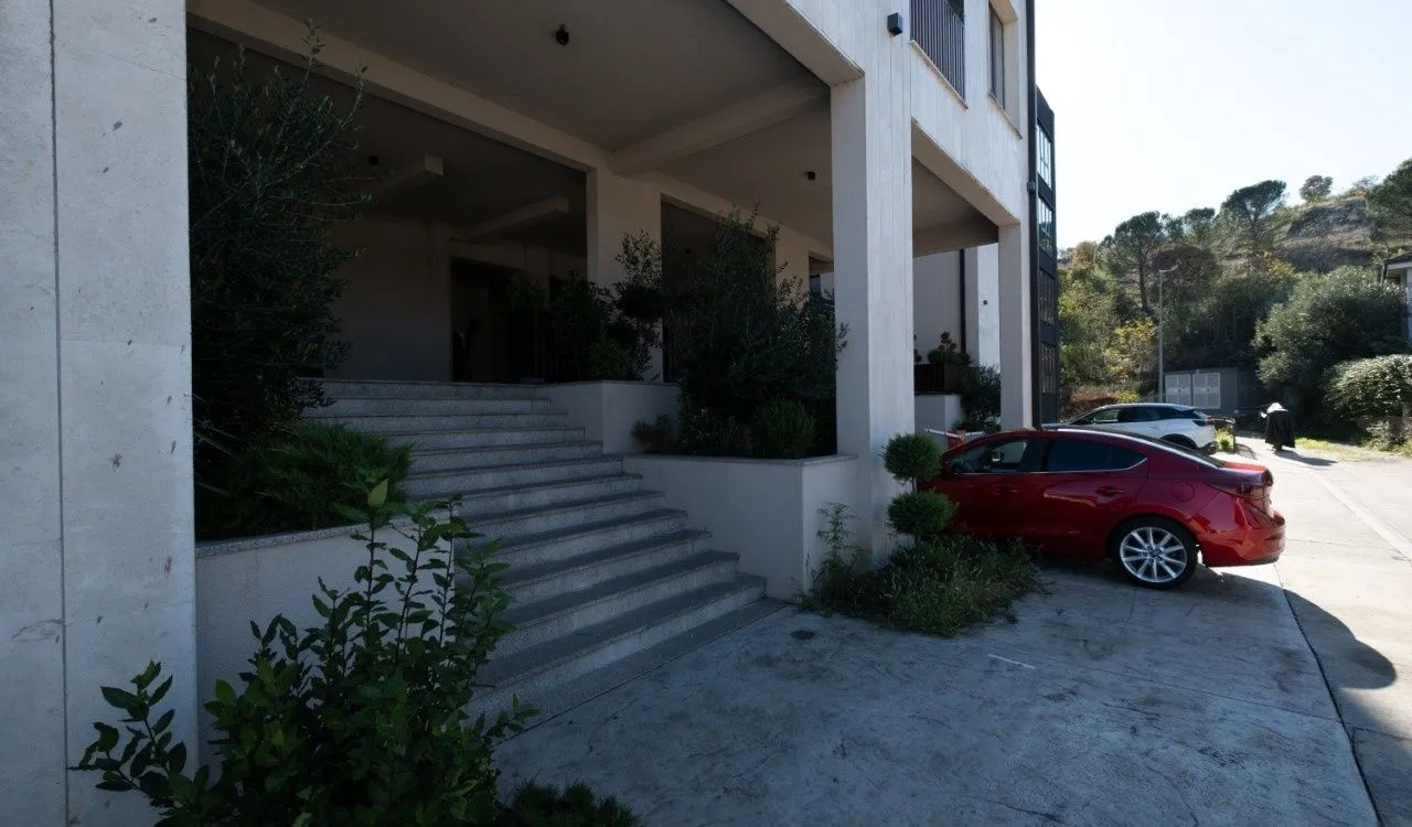 Prodaja, trosoban stan, 95m², Gornja Gorica, Podgorica