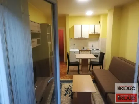 Rent, studio apartment, 25m², Grbavica, Novi Sad Sve Podlokacije