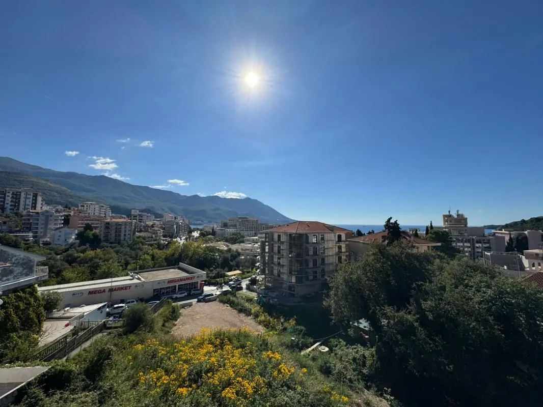 Prodaja, stan, 228m², Bečići, Budva
