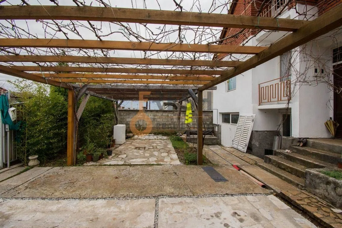 Prodaja, kuća, 120m², Gornja Gorica, Podgorica