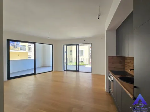 Prodaja, jednosoban stan, 77m², Bečići, Budva - image 6