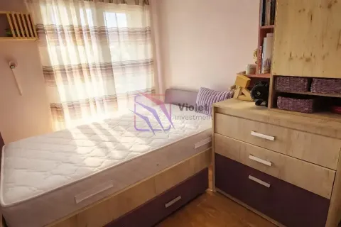 Sale, three bedroom apartment, 150m², Petrovac, Budva - image 9