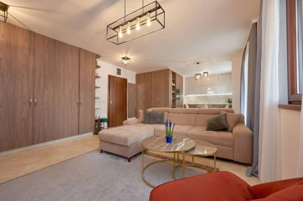 Sale, one bedroom apartment, 68m², Bečići, Budva