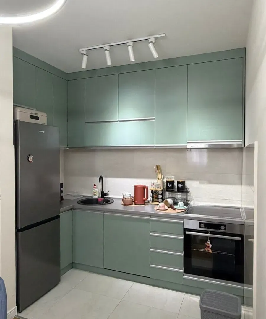 Izdavanje, jednosoban stan, 49m², Central Point, Podgorica