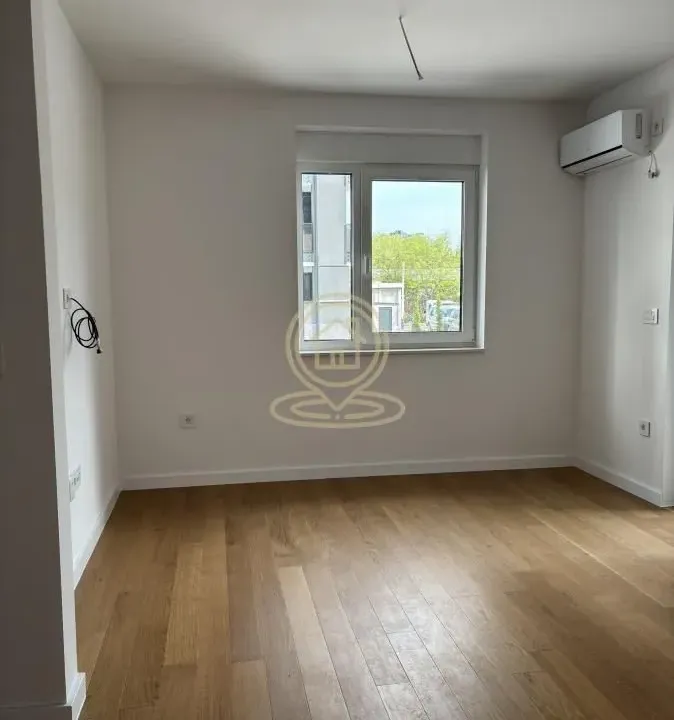 Rent, two bedroom apartment, 46m², Adamovićevo Naselje, Novi Sad Sve Podlokacije