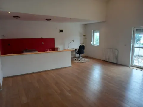 Sale, house, 240m², Zemun Sve Podlokacije, Beograd - image 10