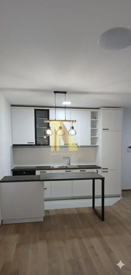 Rent, office space, 42m², Detelinara, Novi Sad Sve Podlokacije