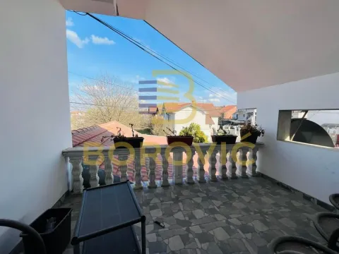 Sale, house, 188m², Krnjaca, Palilula Sve Podlokacije - image 8