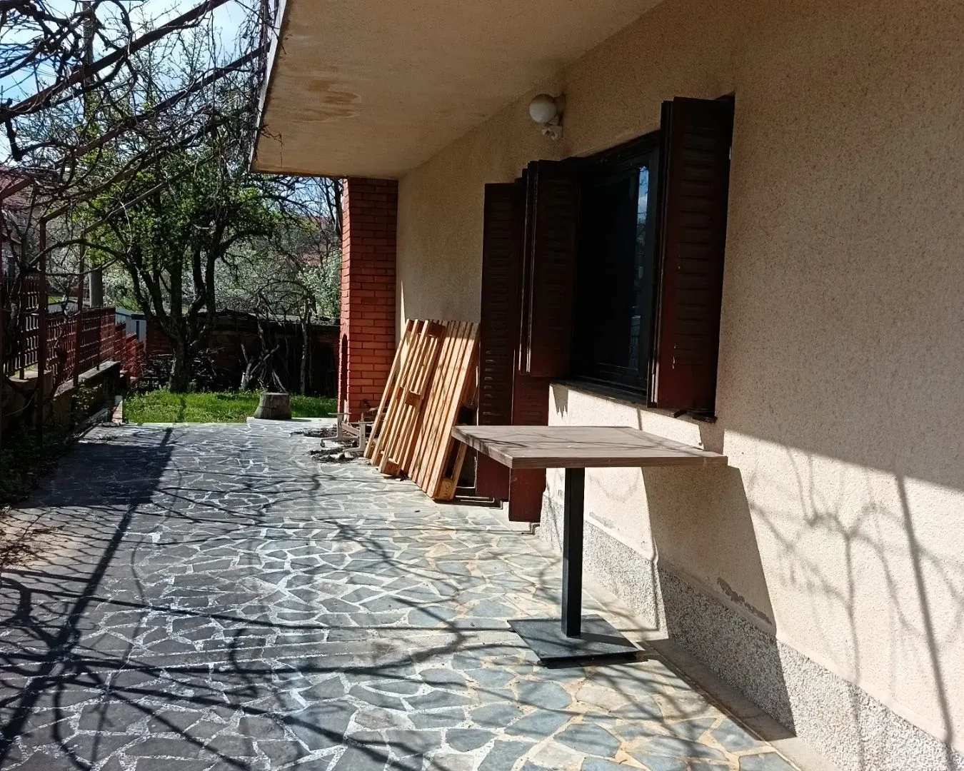 Sale, house, 300m², Sremčica, Beograd