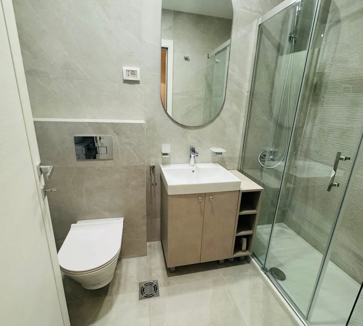 Rent, one bedroom apartment, 49m², Central Point, Podgorica