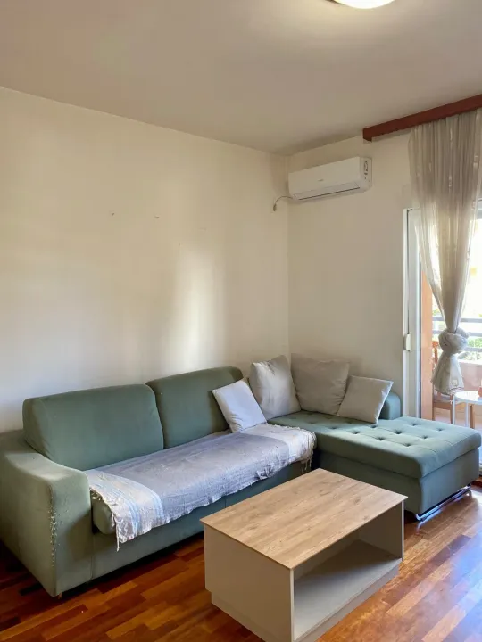 Izdavanje, garsonjera, 30m², City Kvart, Podgorica