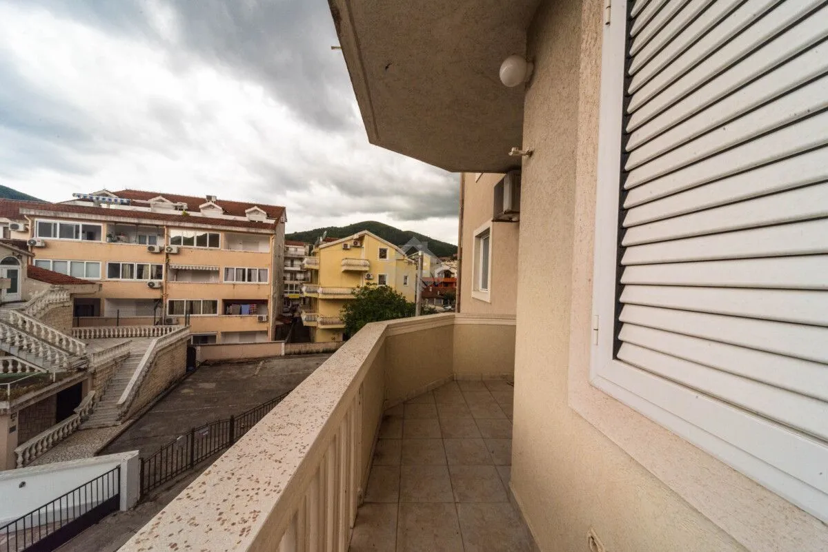 Rent, one bedroom apartment, 47m², Budva, Crna Gora