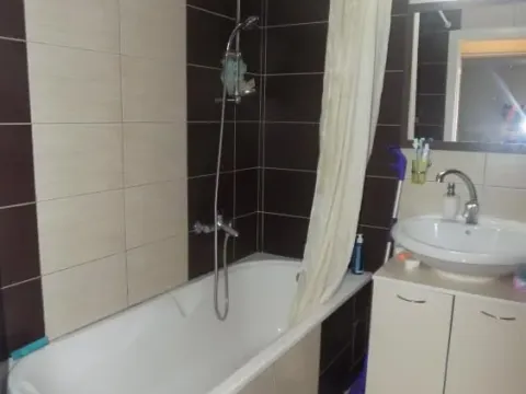 Prodaja, trosoban stan, 66m², Ćuprija, Srbija - image 7