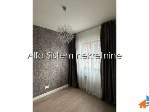 Izdavanje, trosoban stan, 82m², Savski Venac, Beograd - image 17