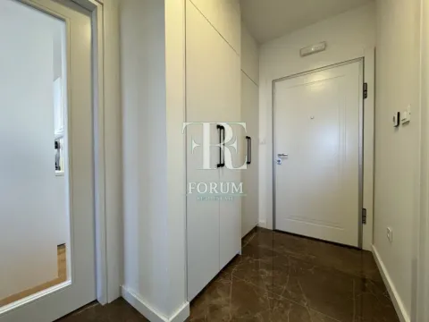 Izdavanje, jednosoban stan, 50m², Tološka šuma, Podgorica - image 7