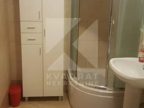 Izdavanje, jednosoban stan, 53m², Pobrežje, Podgorica - image 6