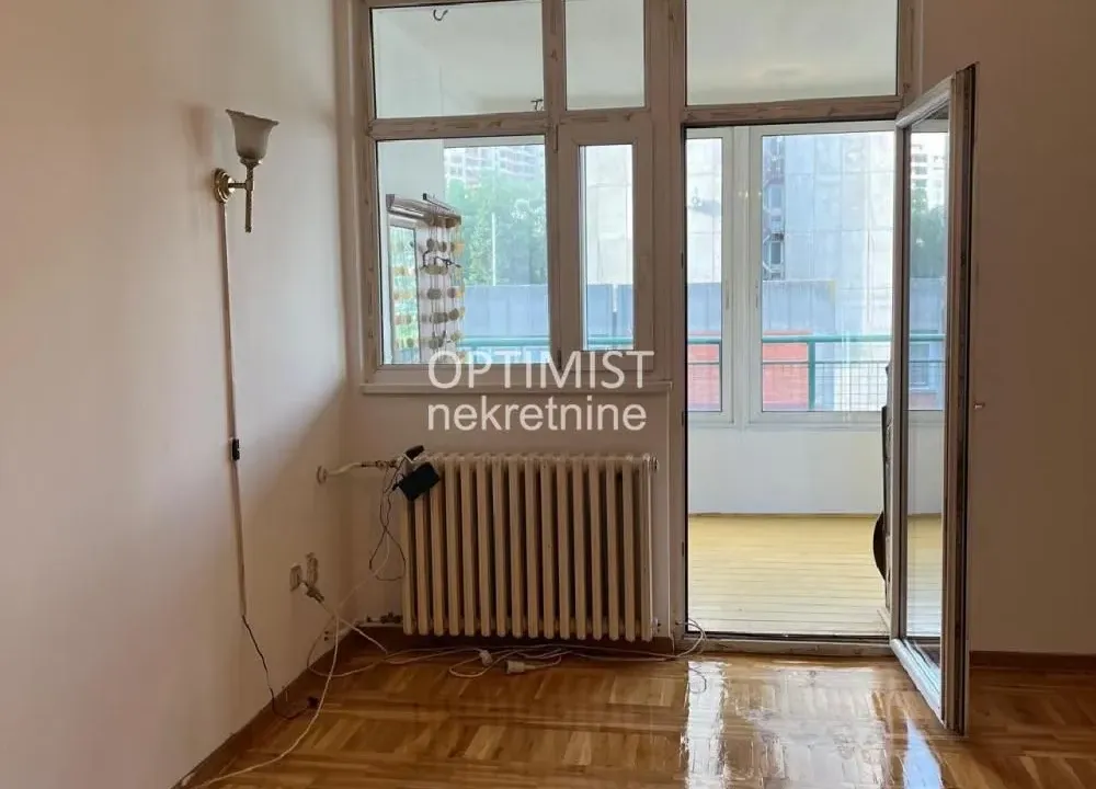 Prodaja, dvosoban stan, 63m², Zvezdara Sve Podlokacije, Beograd