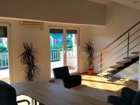 Izdavanje, dvosoban stan, 77m², Zagorič, Podgorica - image 6