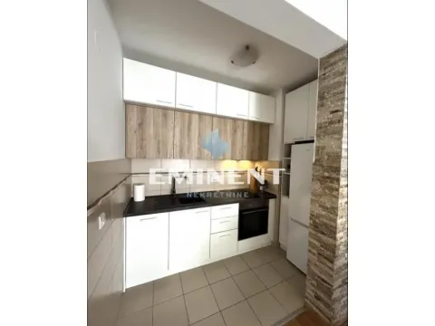 Izdavanje, dvosoban stan, 50m², Slavija, Vračar Sve Podlokacije - image 5