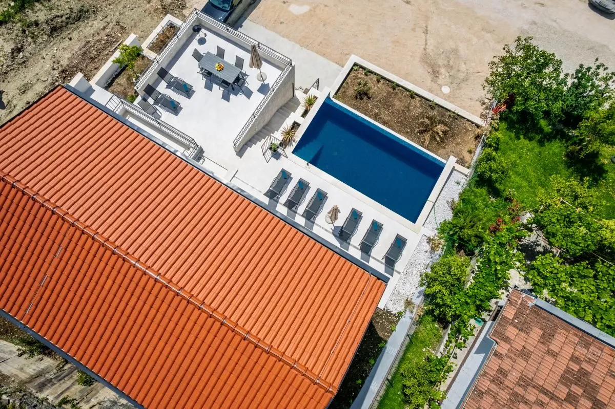 Prodaja, kuća, 250m², Mrčevac, Tivat