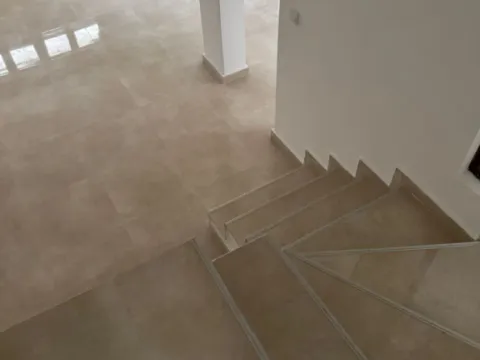 Rent, house, 500m², Stari Aerodrom, Podgorica - image 12