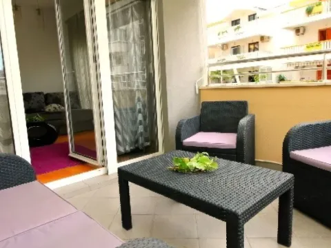 Rent, three bedroom apartment, 80m², Rozino, Budva - image 5
