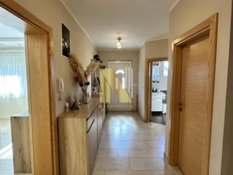 Prodaja, kuća, 219m², Veternička rampa, Novi Sad Sve Podlokacije - image 13