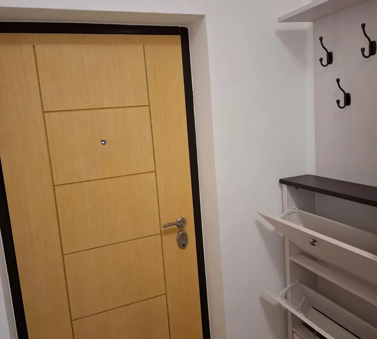 Rent, two bedroom apartment, 75m², Dumidran, Tivat