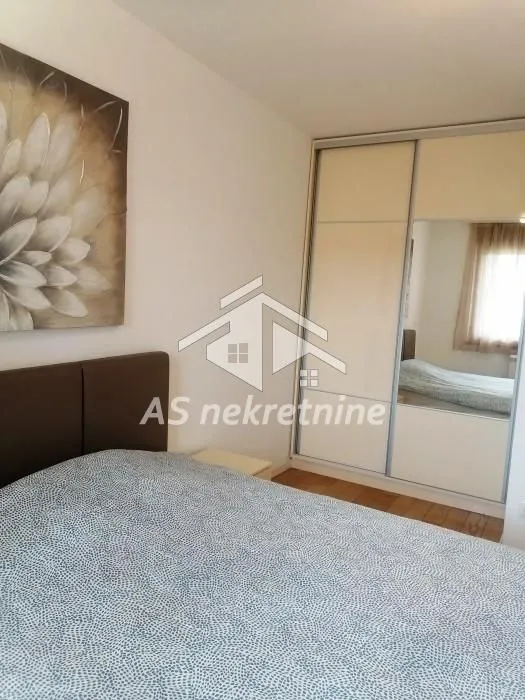 Izdavanje, dvosoban stan, 55m², Novi Beograd Blok 67, Novi Beograd Sve Podlokacije