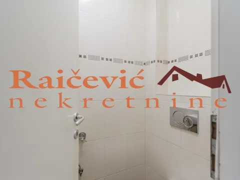 Izdavanje, trosoban stan, 117m², Voždovac Sve Podlokacije, Beograd - image 15
