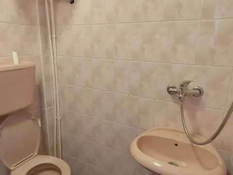 Izdavanje, dvosoban stan, 48m², Brace Jerković, Voždovac Sve Podlokacije - image 6