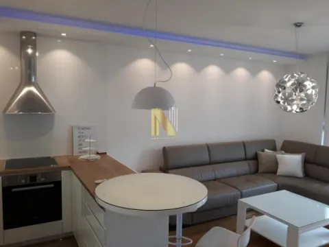 Sale, two bedroom apartment, 60m², Sajmište, Novi Sad