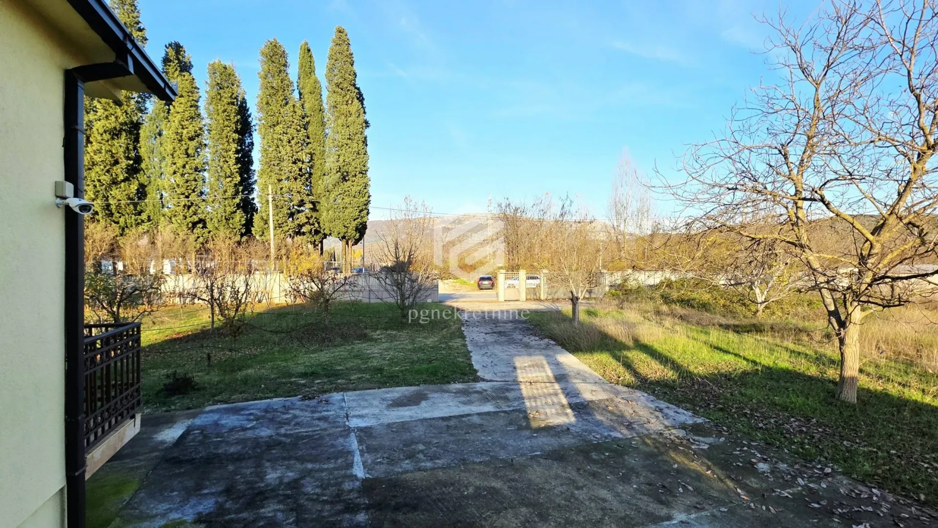 Izdavanje, kuća, 170m², Spuž, Danilovgrad