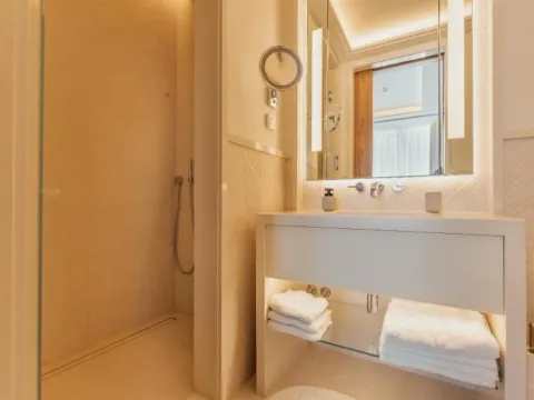 Prodaja, jednosoban stan, 128m², Porto Montenegro, Tivat - image 11