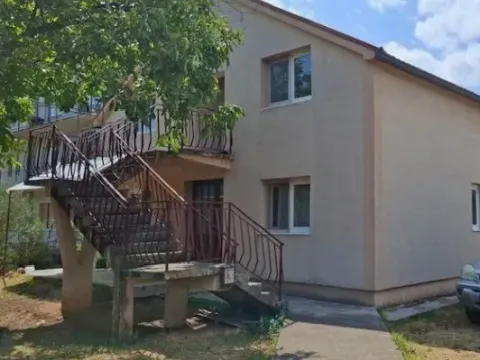 Izdavanje, dvosoban stan, 100m², Zlatica, Podgorica - image 12