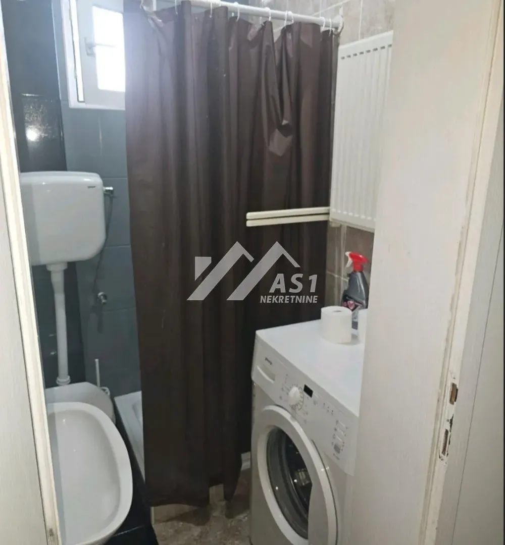 Izdavanje, jednosoban stan, 30m², Podbara, Novi Sad Sve Podlokacije