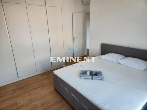 Izdavanje, trosoban stan, 85m², Stari Grad, Beograd - image 8