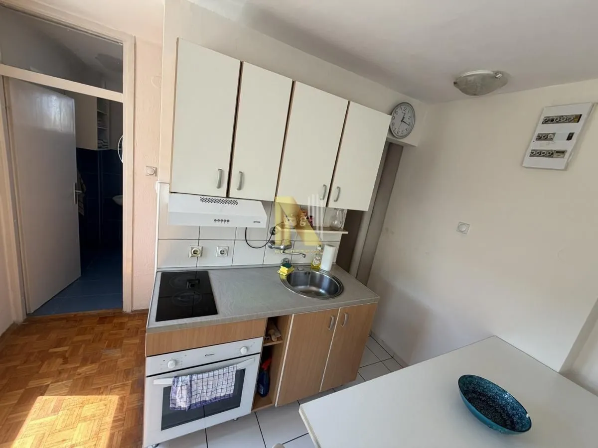 Izdavanje, jednosoban stan, 28m², Liman 4, Novi Sad Sve Podlokacije