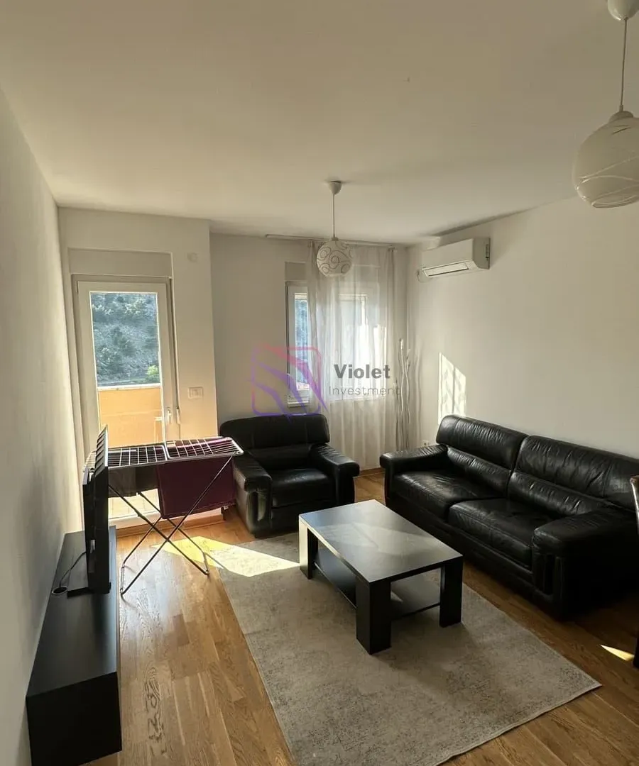Rent, one bedroom apartment, 45m², City Kej, Podgorica