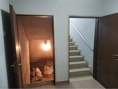 Prodaja, kuća, 340m², Niš, Srbija - image 42