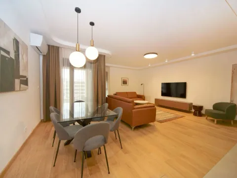 Rent, three bedroom apartment, 104m², City Kvart, Podgorica - image 12
