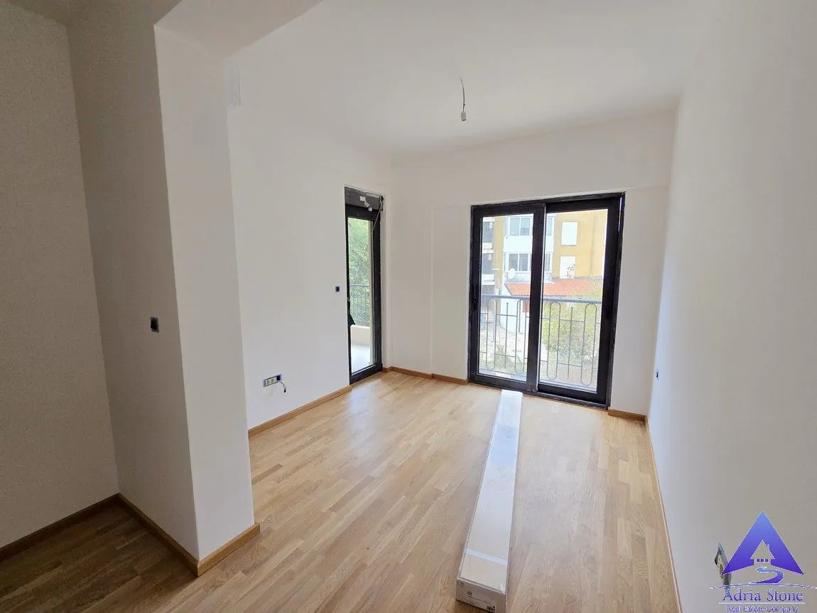 Sale, three bedroom apartment, 114m², Adok, Budva