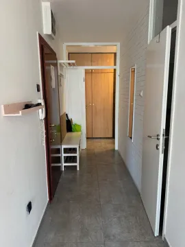 Sale, three bedroom apartment, 90m², Blok 5, Podgorica - image 12