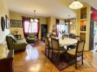 Izdavanje, dvosoban stan, 85m², Zagorič, Podgorica - image 1