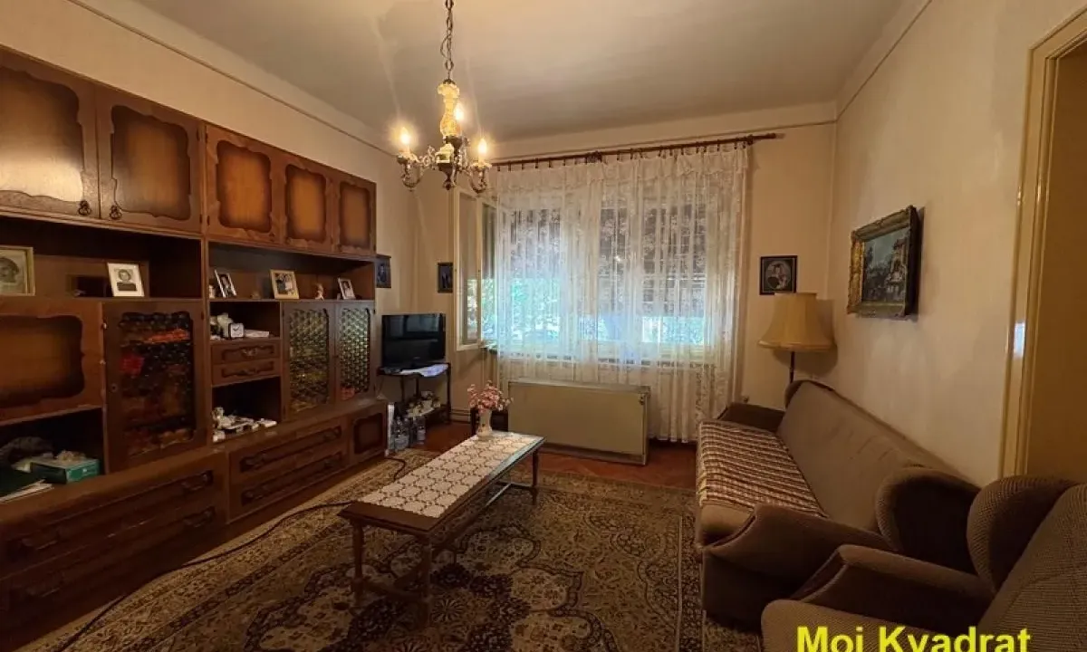 Izdavanje, kuća, 142m², Centar, Pančevo