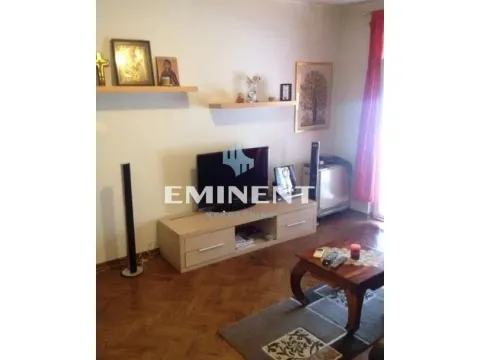 Izdavanje, stan, 40m², Stari Grad, Beograd - image 2